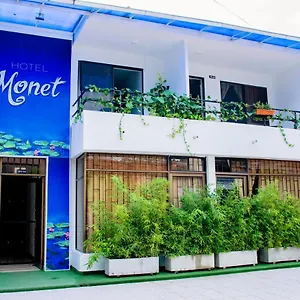 2* Hotel Monet